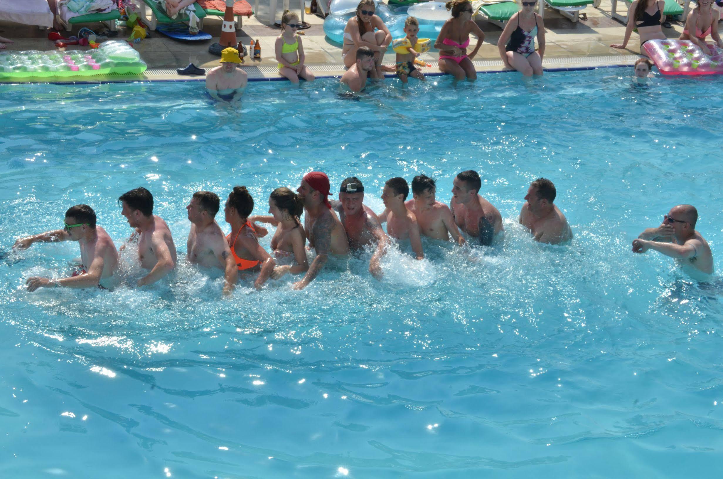 קוסדסי Goldenday Wings Hotel מראה חיצוני תמונה