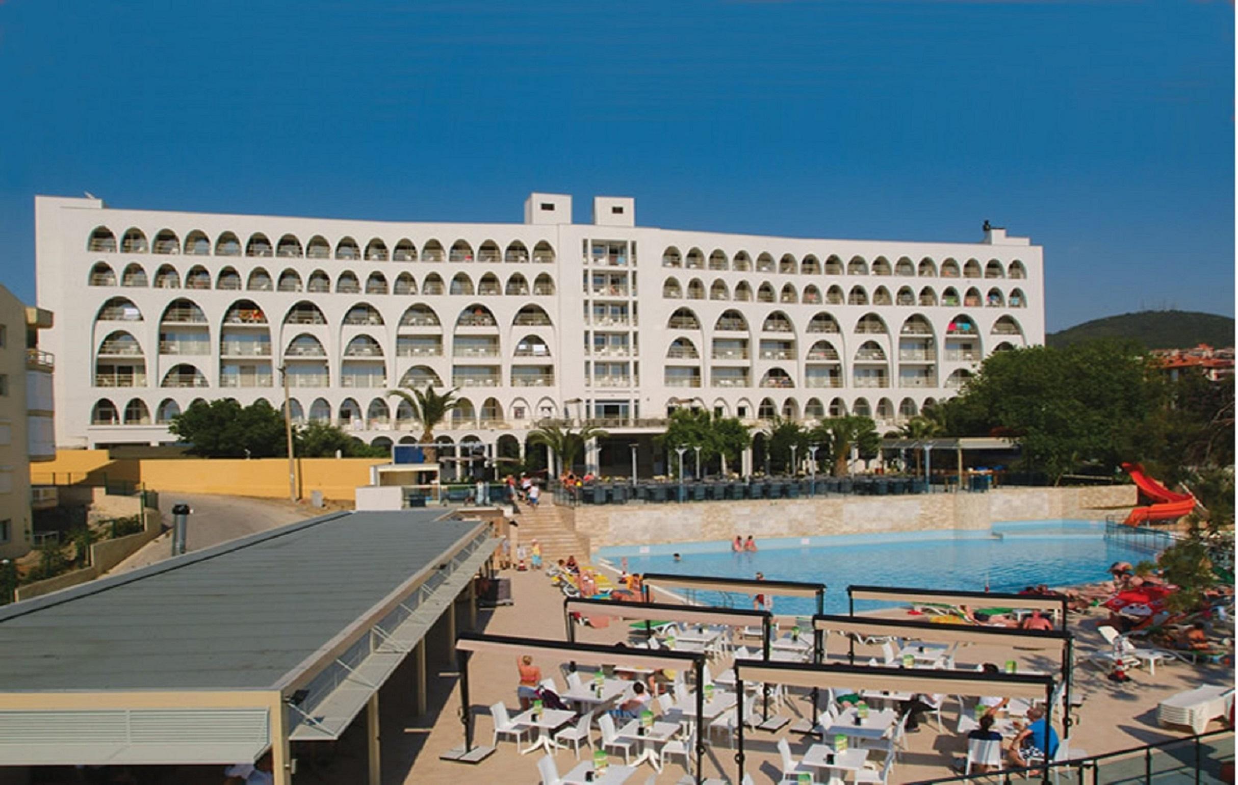 קוסדסי Goldenday Wings Hotel מראה חיצוני תמונה