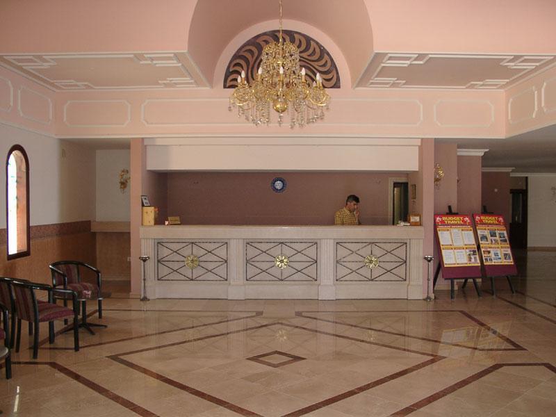 קוסדסי Goldenday Wings Hotel מראה חיצוני תמונה