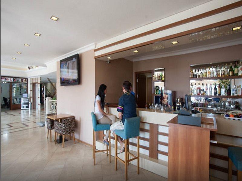 קוסדסי Goldenday Wings Hotel מראה חיצוני תמונה