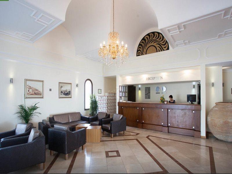 קוסדסי Goldenday Wings Hotel מראה חיצוני תמונה
