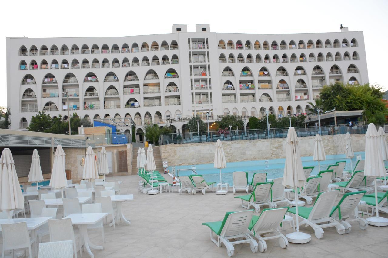 קוסדסי Goldenday Wings Hotel מראה חיצוני תמונה