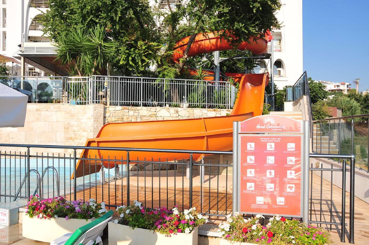 קוסדסי Goldenday Wings Hotel מראה חיצוני תמונה
