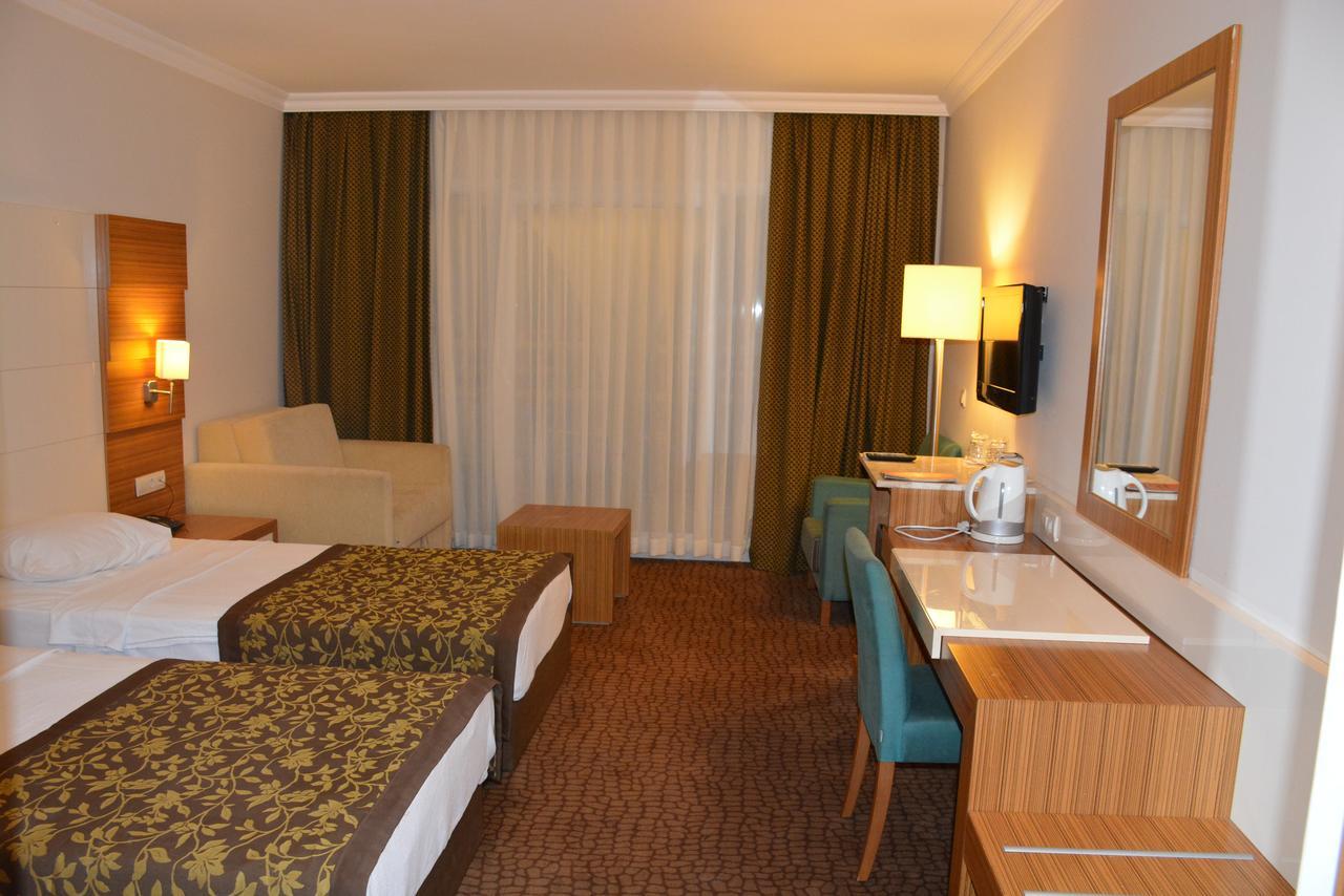 קוסדסי Goldenday Wings Hotel מראה חיצוני תמונה